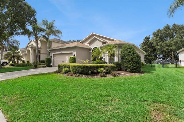 5018 TEMPIC DR, Mount Dora, FL 32757