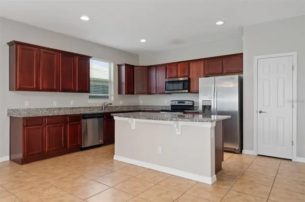 2756 MEAD AVE, St Cloud, FL 34771