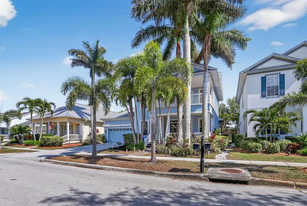 416 MANNS HARBOR DR, Apollo Beach, FL 33572