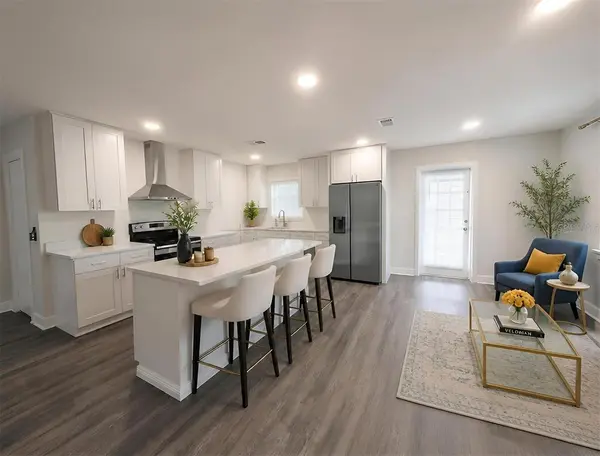 3902 W PAXTON AVE, Tampa, FL 33611
