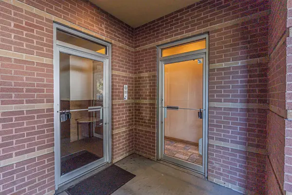 2712 N Ashland AVE #1, Chicago, IL 60614