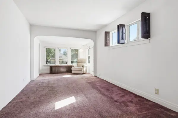 4562 N Mulligan, Chicago, IL 60630