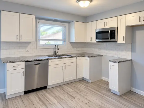 17034 Henry ST, Lansing, IL 60438