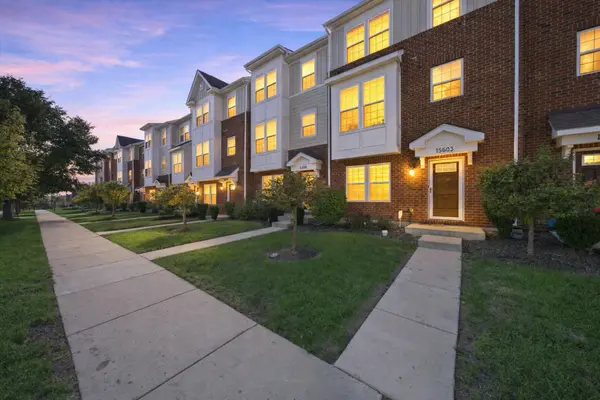 15603 Alice Mae CT, Orland Park, IL 60462