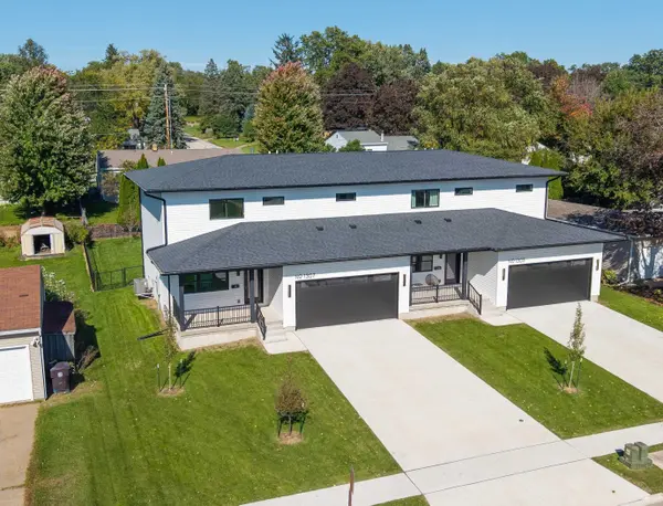 1307 W 19th ST, Cedar Falls, IA 50613