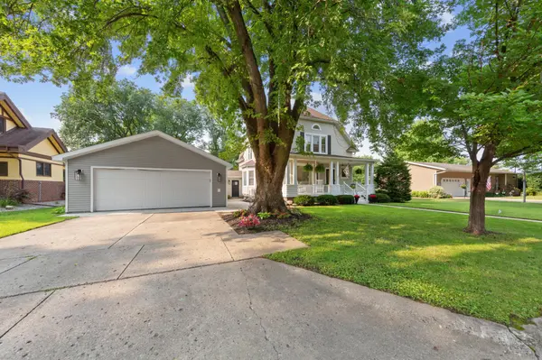 308 1st ST NW, New Richland, MN 56072