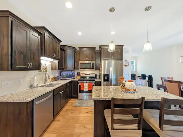 6966 94th ST S, Cottage Grove, MN 55016