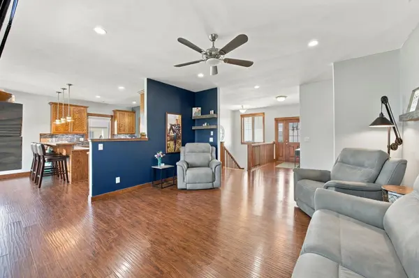 1381 Morningside DR, Casselton, ND 58012