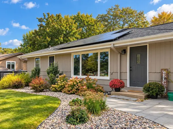 14913 Sharon LN, Burnsville, MN 55306