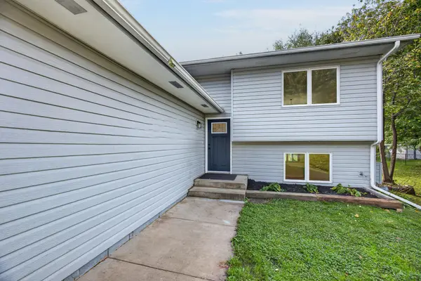 1934 72nd ST, Centerville, MN 55038