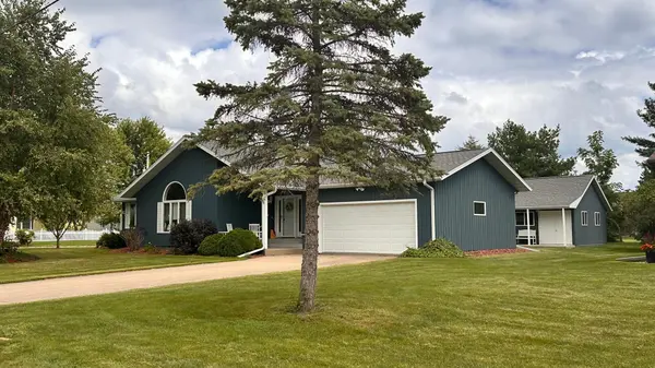 110 Angelique AVE, Wabasha, MN 55981