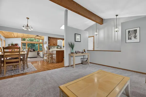 2555 Holly ST S, Cambridge, MN 55008