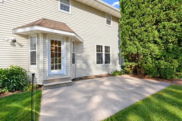 2141 DORSET DR, Green Bay, WI 54311-5020