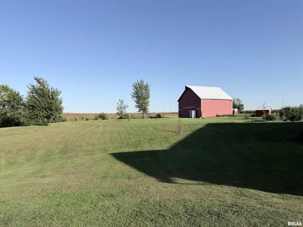 810 CHESAPEAKE RD, Colchester, IL 62326