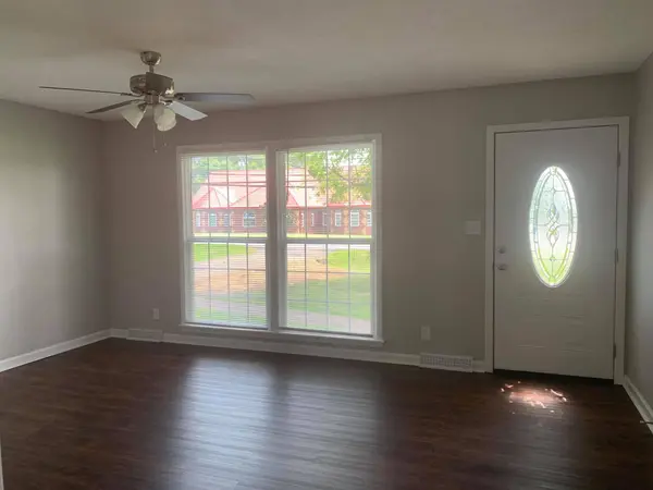 1888 Old Trenton Rd, Clarksville, TN 37040
