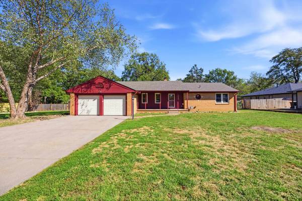 1236 N Gow Ave, Wichita, KS 67203