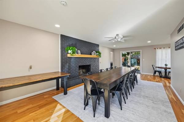 2111 Melrose Ln, Salina, KS 67401