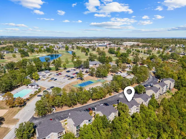 545 Valley View RD #E-101, Branson, MO 65616