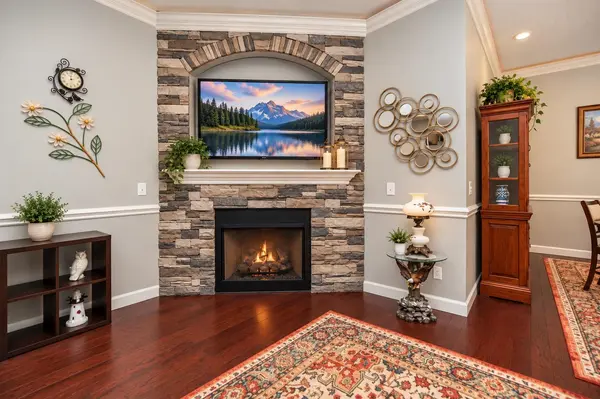 562 Ridgeville Crossing DR, Inman, SC 29349