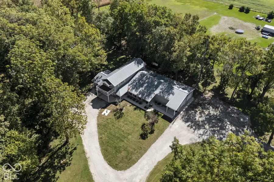 3219 N 1100 W, Kempton, IN 46049