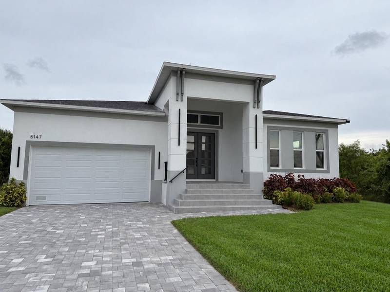 8147 TRACY CIR, Port Charlotte, FL 33981