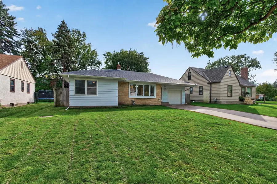 790 Nevada AVE E, Saint Paul, MN 55106