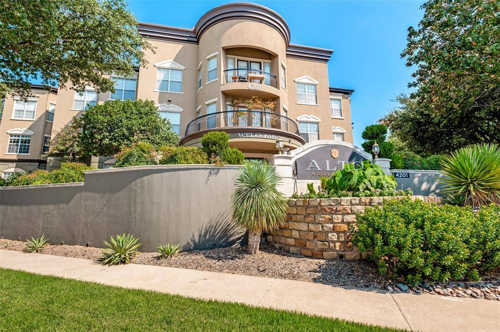 4201 Lomo Alto Drive #111, Highland Park, TX 75219