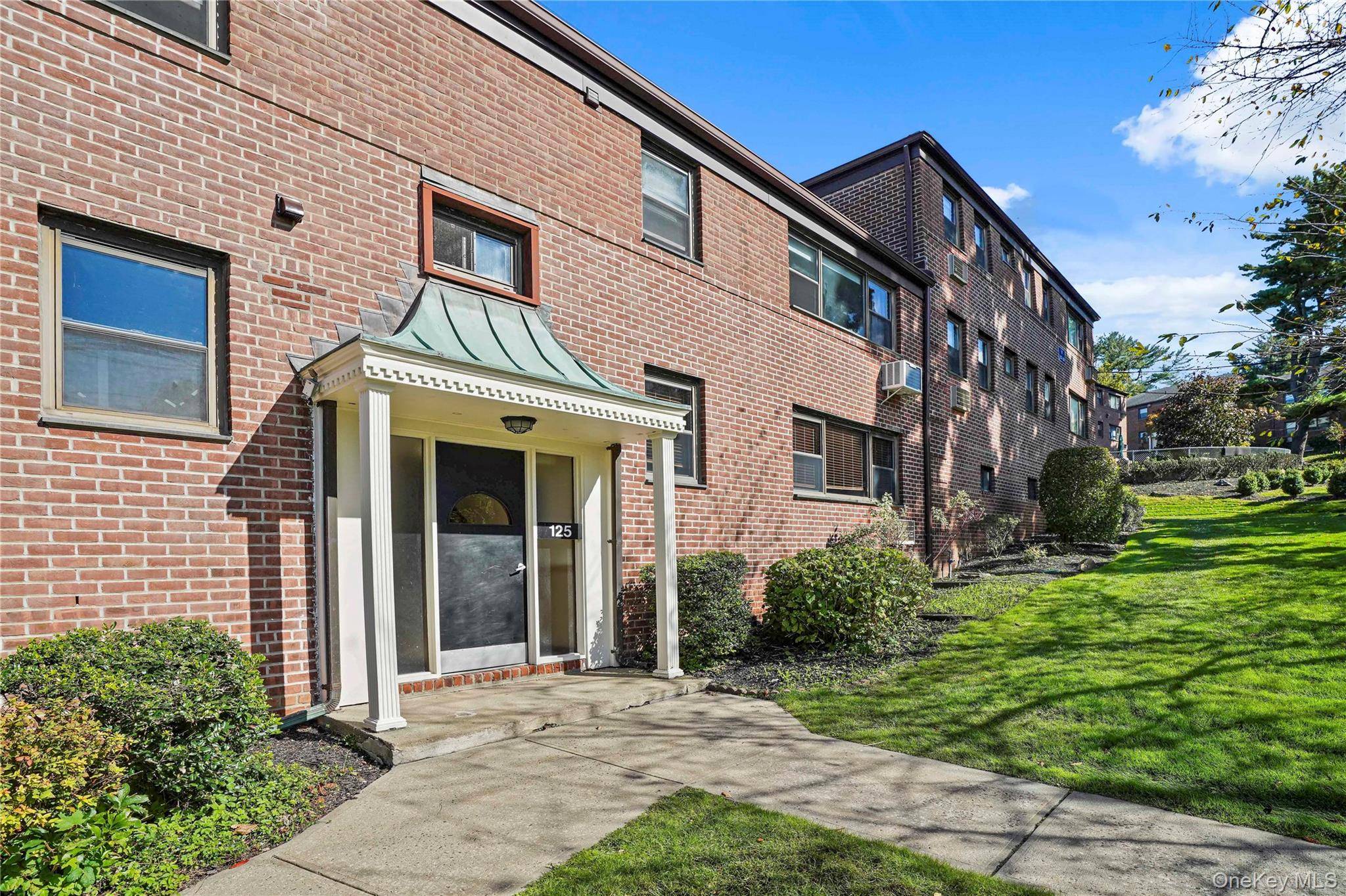 125 Beacon Hill DR #F-11, Dobbs Ferry, NY 10502