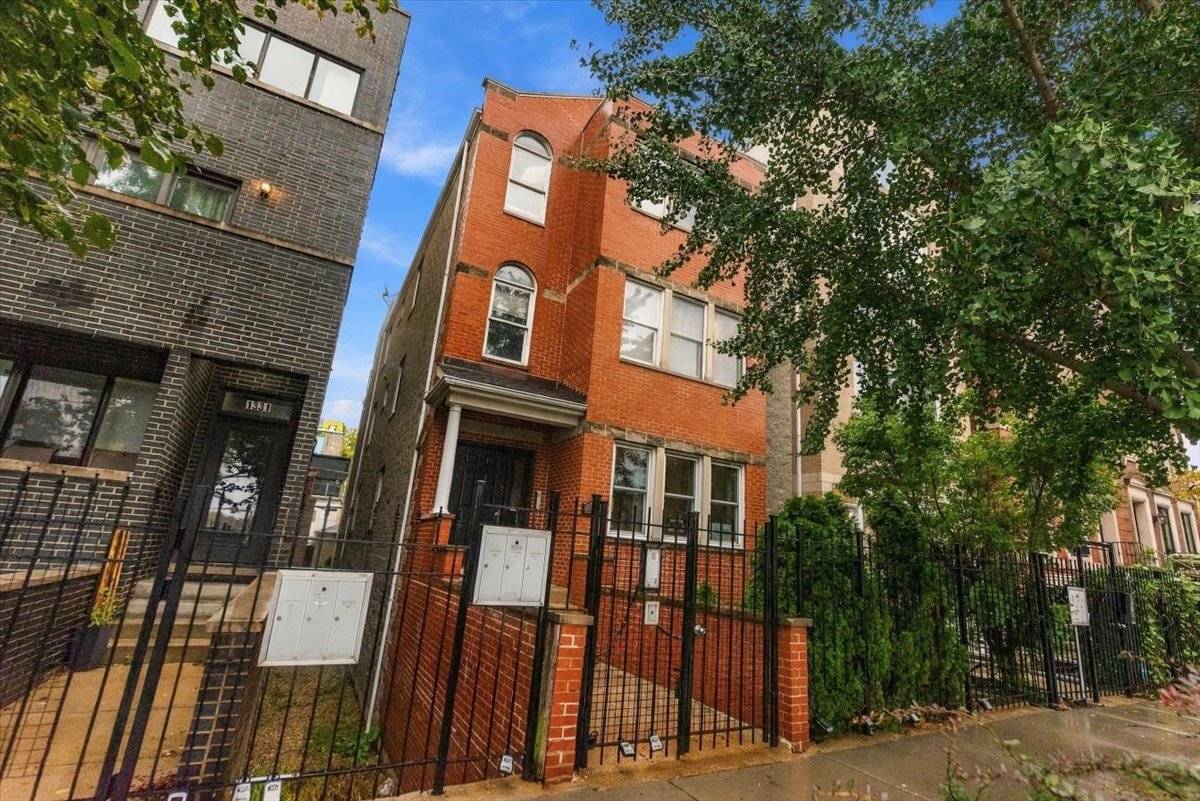 1329 N Mohawk ST #3, Chicago, IL 60610