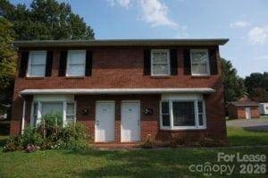 114 5th AVE NE #B, Conover, NC 28613