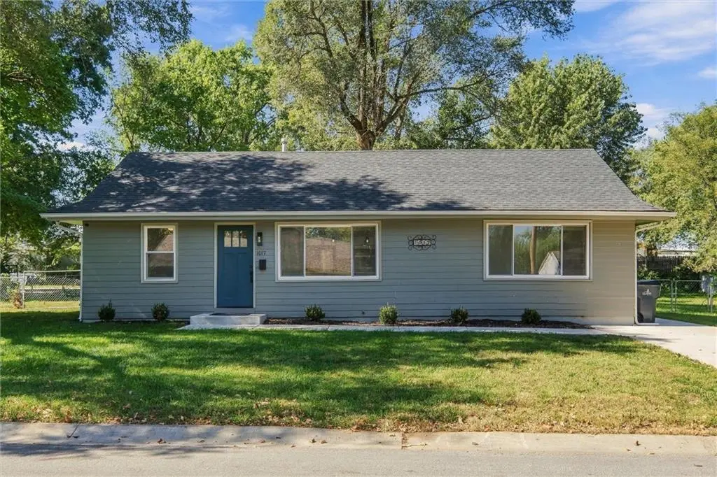 1017 S Brockway ST, Olathe, KS 66061