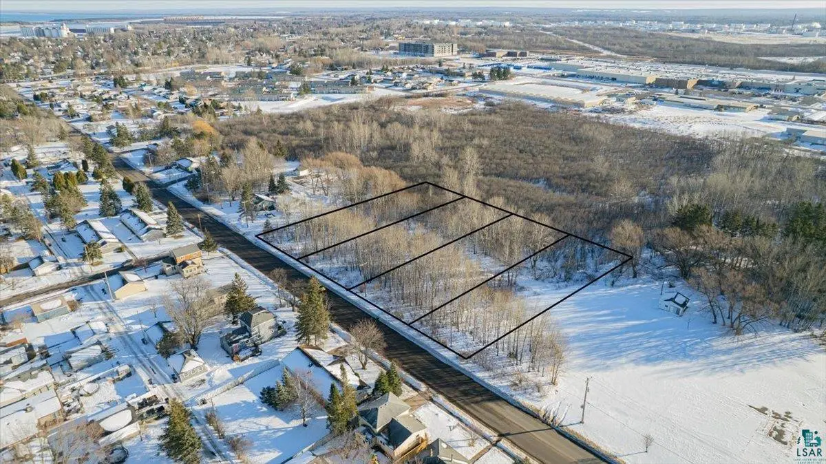 24 N 21st St E, Superior, WI 54880