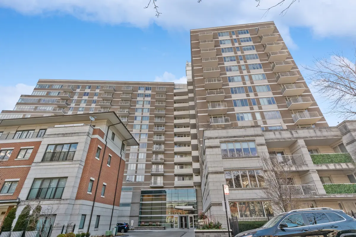 1515 S Prairie AVE #P-140, Chicago, IL 60605