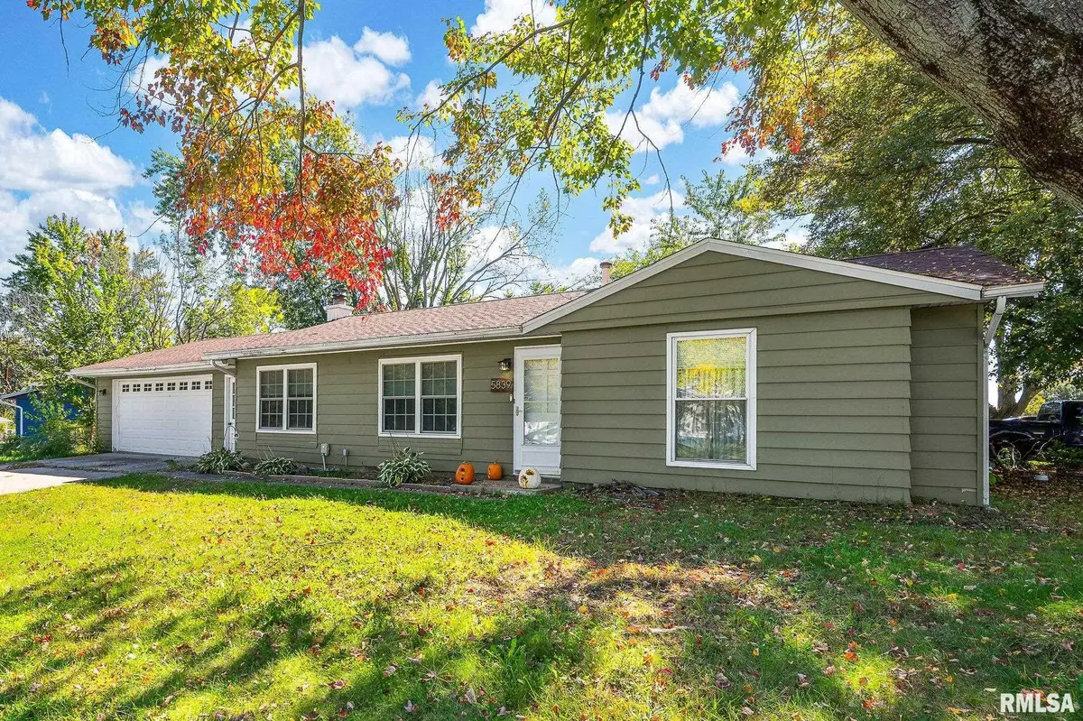 5839 N ANDOVER CT, Peoria, IL 61615