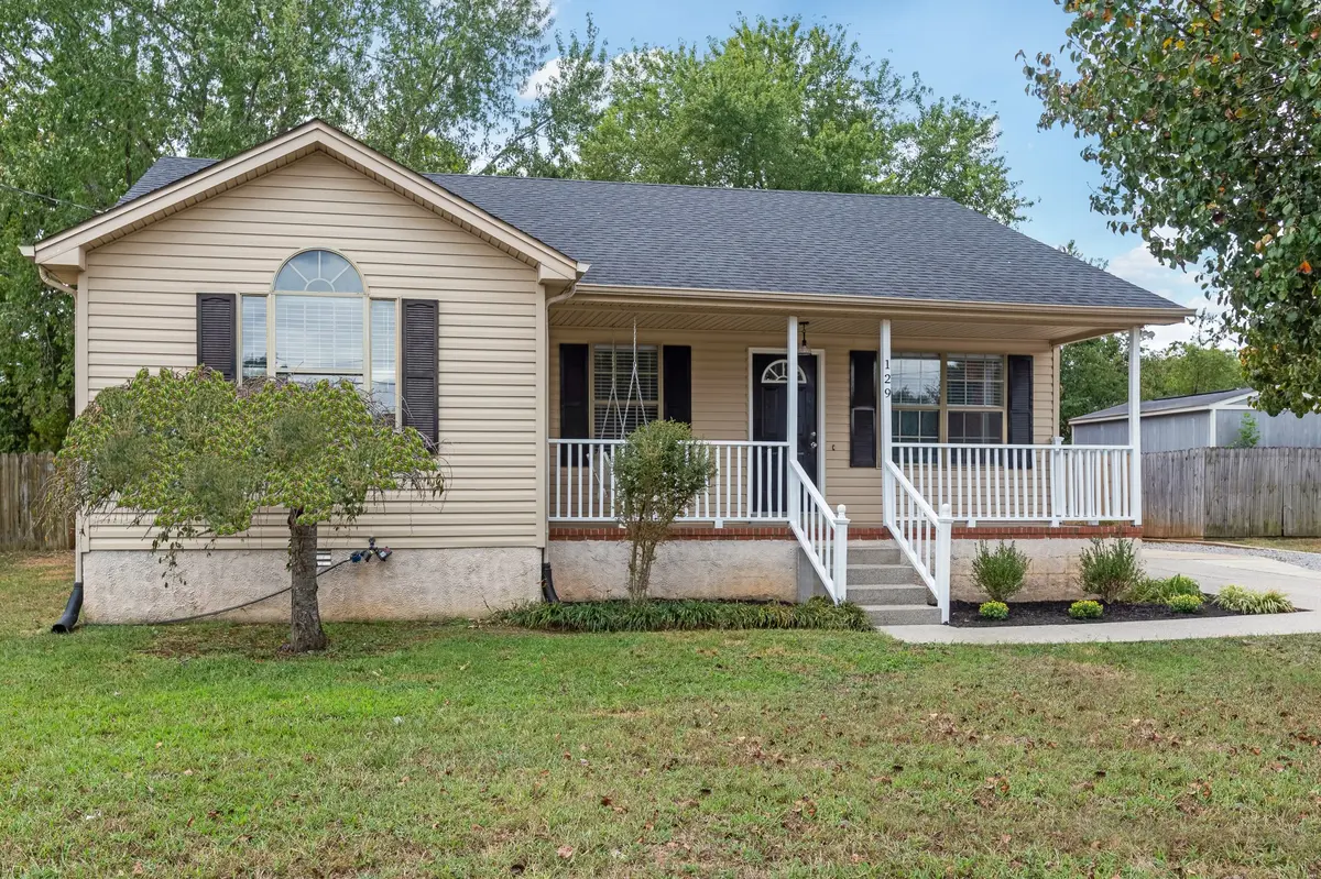 129 Riverwood Dr, La Vergne, TN 37086