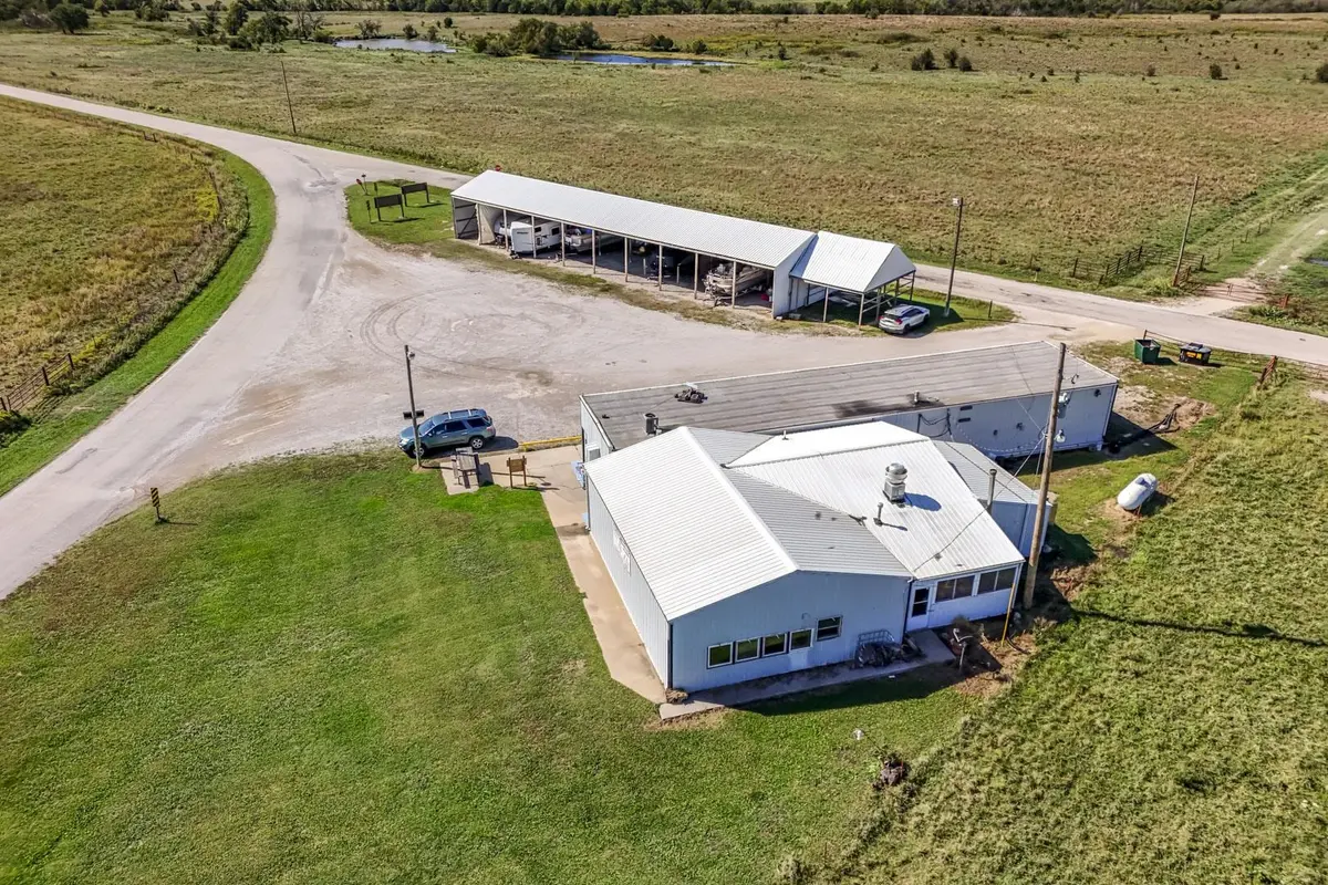 252A Z50, Fall River, KS 67047