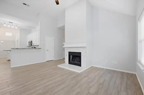 2540 Plumdale Drive, Carrollton, TX 75006