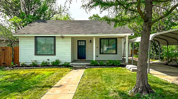 403 Lizzie ST, Taylor, TX 76574