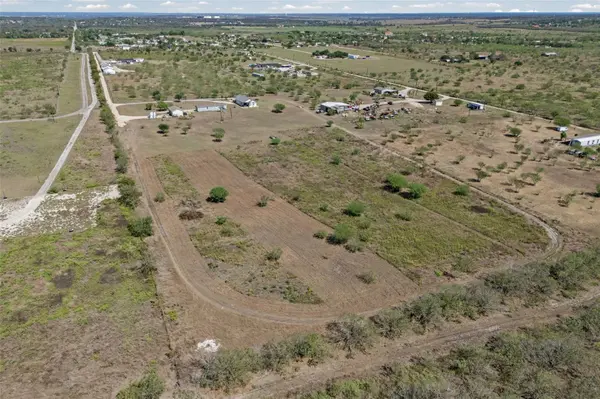 16007 Jacobson RD, Del Valle, TX 78617