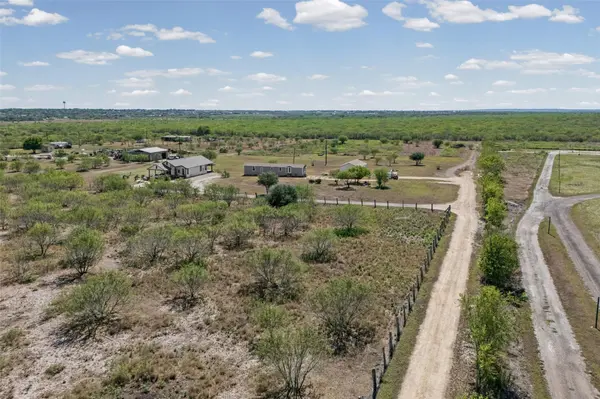 16007 Jacobson RD, Del Valle, TX 78617