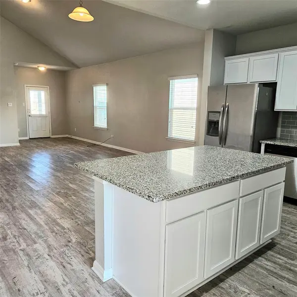 613 Donegal LN, Georgetown, TX 78626