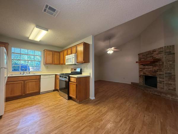 12214 Tyson CV #B, Austin, TX 78758