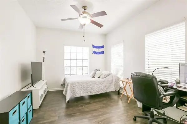912 W 22nd ST #202, Austin, TX 78705