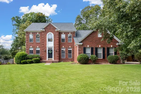 124 Doby Creek CT, Fort Mill, SC 29715