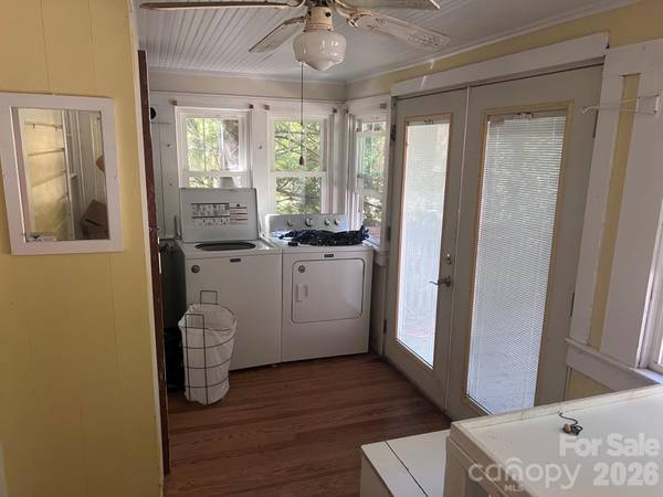 115 BETHEL ST, Morganton, NC 28655
