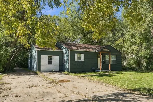 8630 James A. Reed RD, Raytown, MO 64138