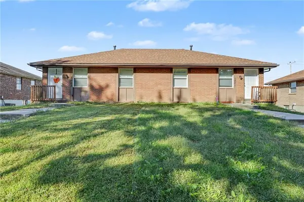 1001 -1003 SW Kings Cross RD, Blue Springs, MO 64014