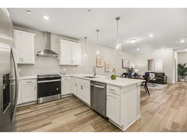 2834 S Flat, Longmont, CO 80503