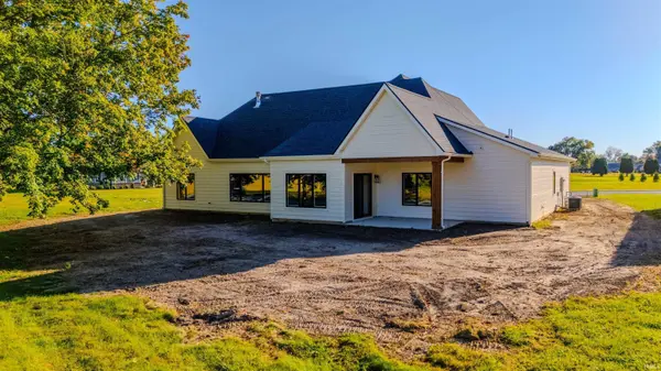 12 Creekside LN, Wabash, IN 46992