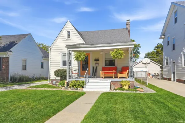 2107 Glenwood AVE, Fort Wayne, IN 46805-2762